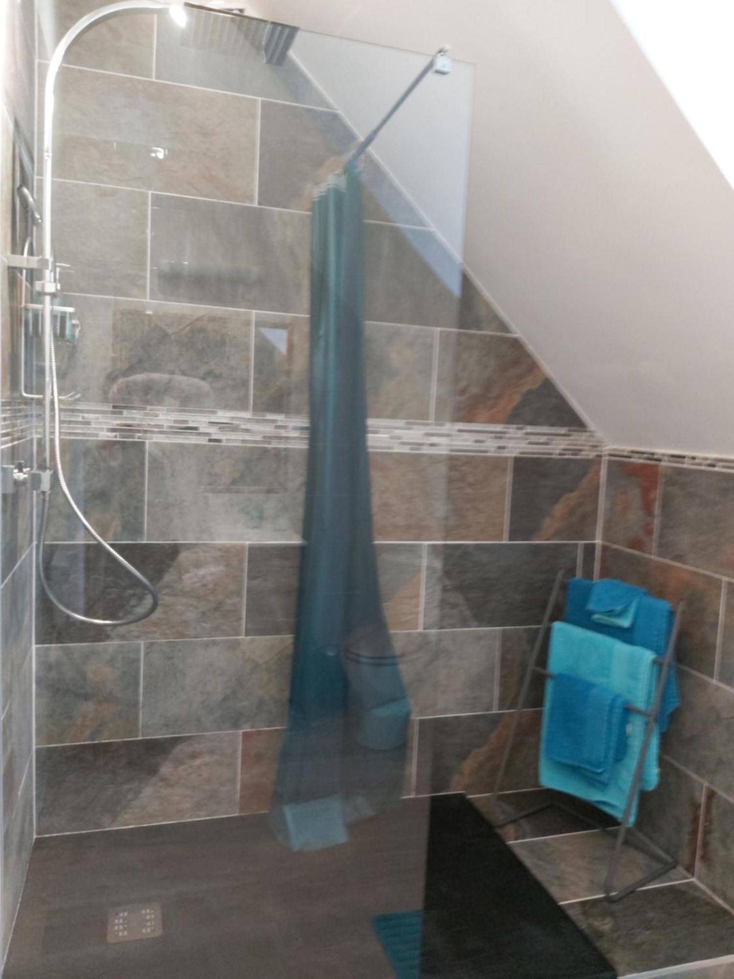 Le Bonheur Des Plumes Bed & Breakfast Montmartin-en-Graignes Dış mekan fotoğraf